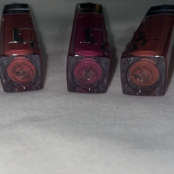 [SOLD FB Marketplace] DIOR Addict Lip Maximizer Gloss Shade 006 Berry - Picture 2 of 3